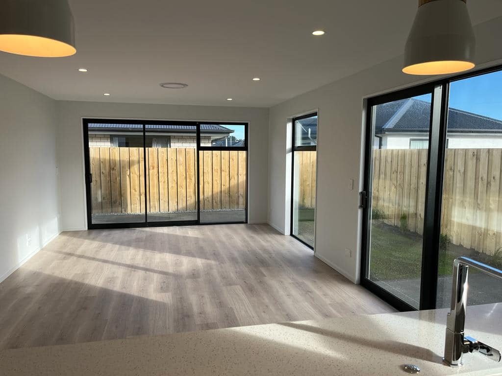 19 Borthwick Street, Belfast, Christchurch - Carousel 2