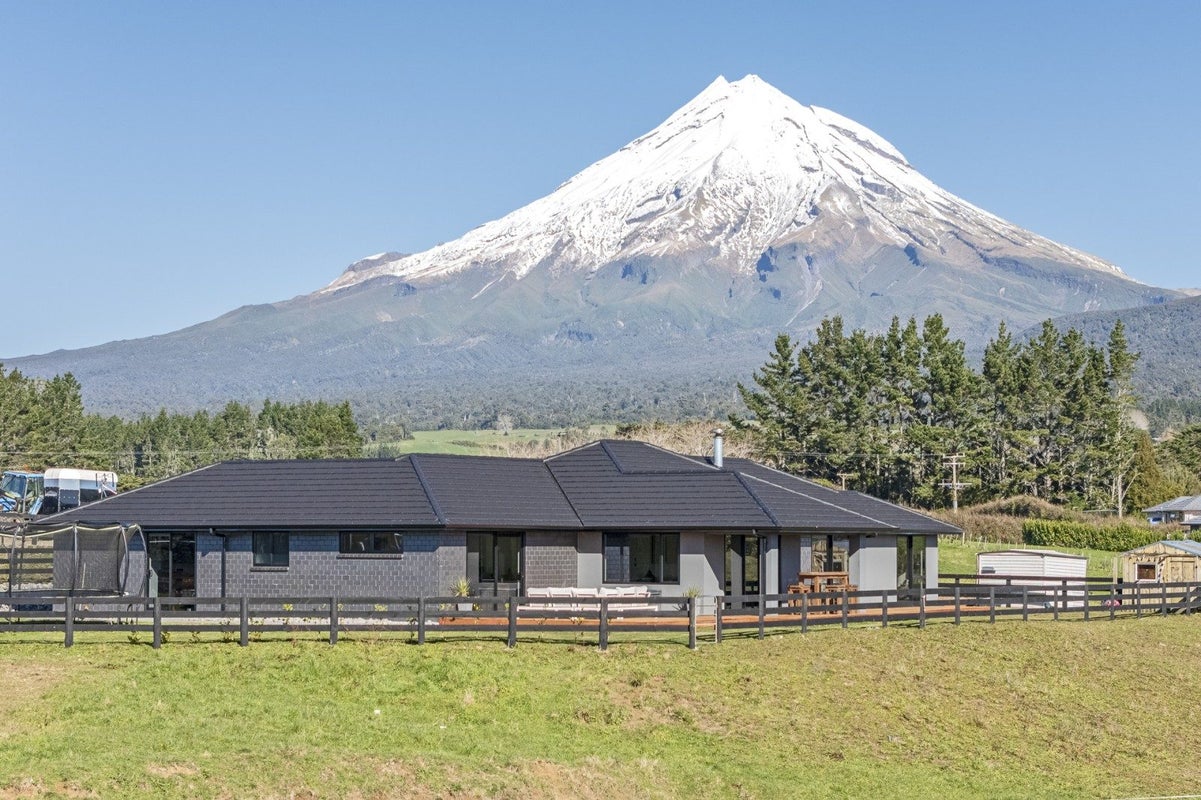 188 Maude Road, Kaimiro, New Plymouth - Carousel 1