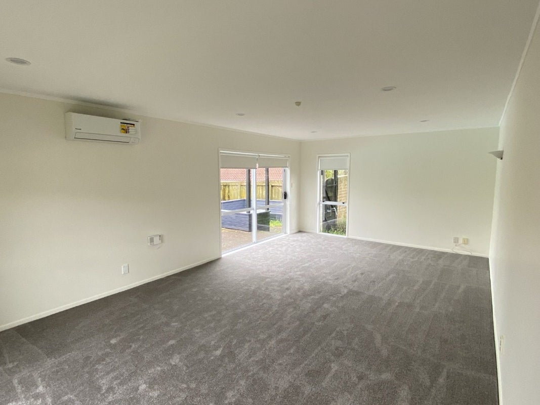 130 Chelsea View Drive, Chatswood, Auckland - Carousel 2