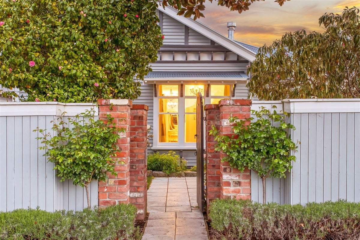 121 Winchester Street, Merivale, Christchurch - Carousel 20