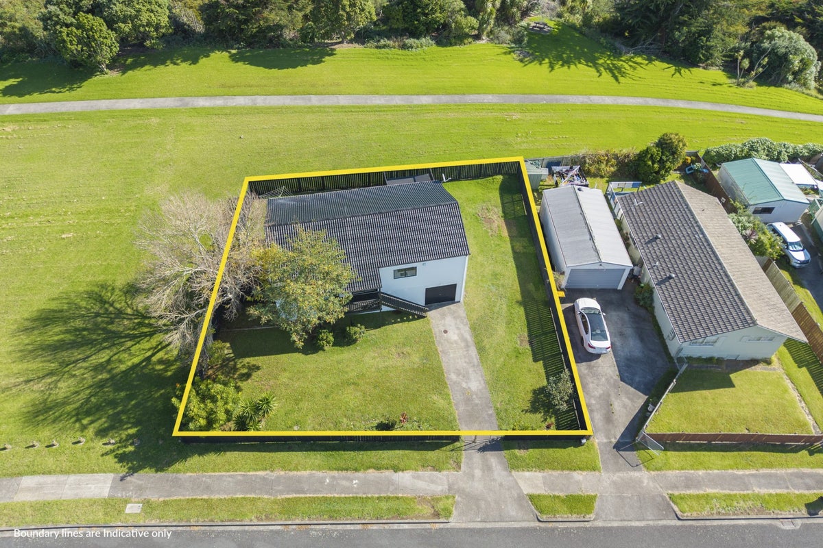 18 Kopara Place, Clendon Park, Auckland - Carousel 2