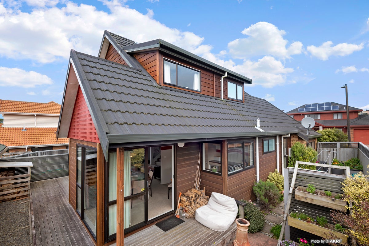36 Ashton Fitchett Drive, Brooklyn, Wellington - Carousel 1