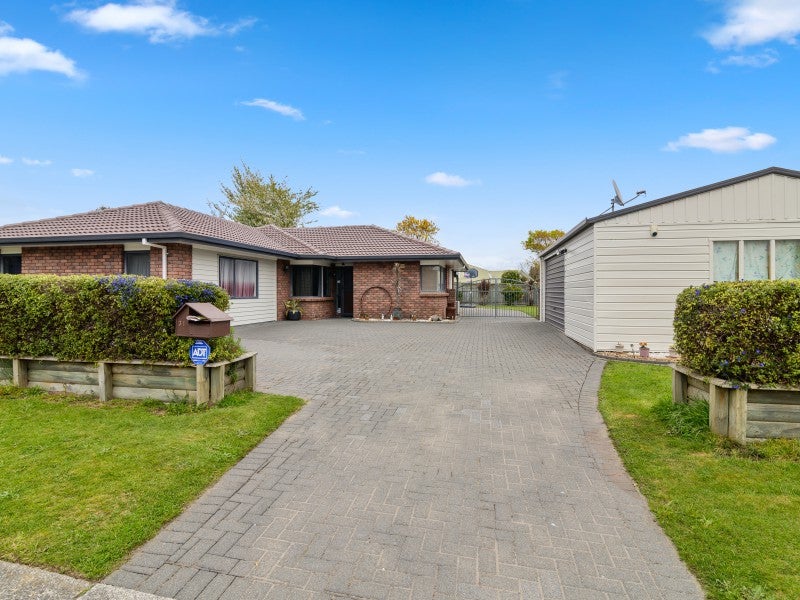31 Basley Road, Owhata, Rotorua - Carousel 1