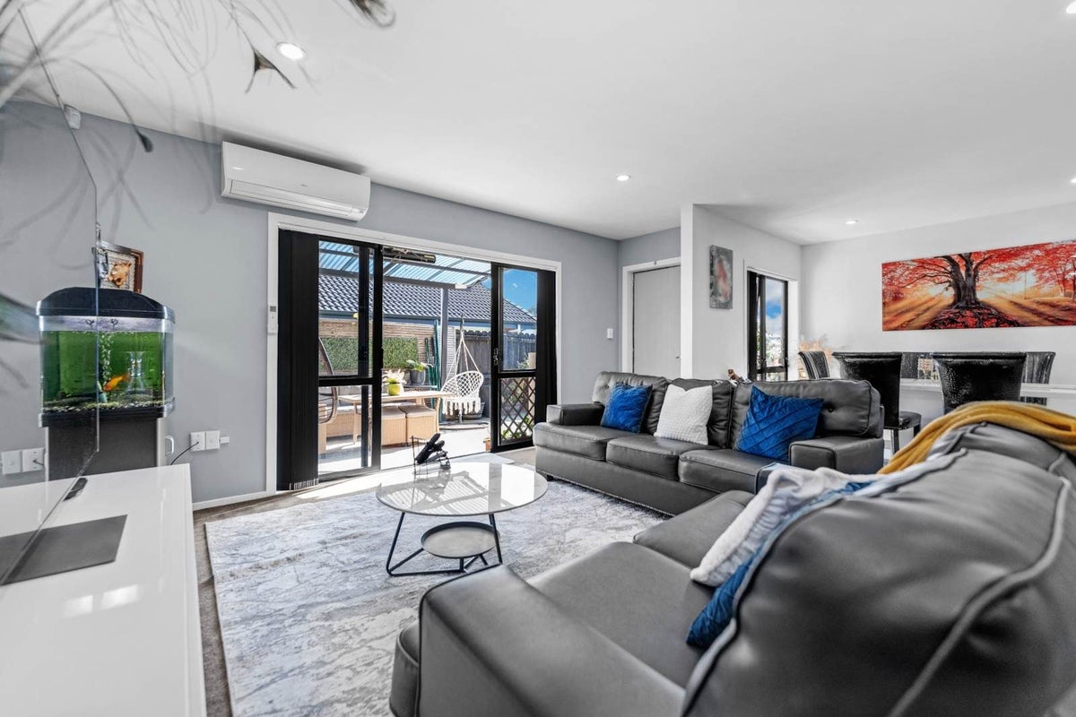 13 Capital Place, Papatoetoe, Manukau City, Auckland - Carousel 2
