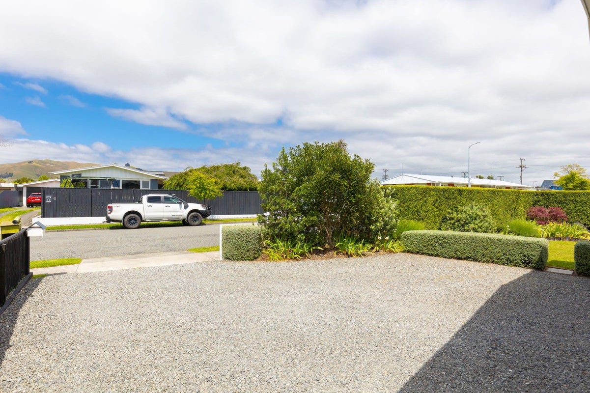 5 Newbourne Crescent, Redwoodtown, Blenheim - Carousel 20