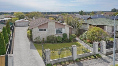 20 Chadlington Street, Parklands, Christchurch - Carousel 1