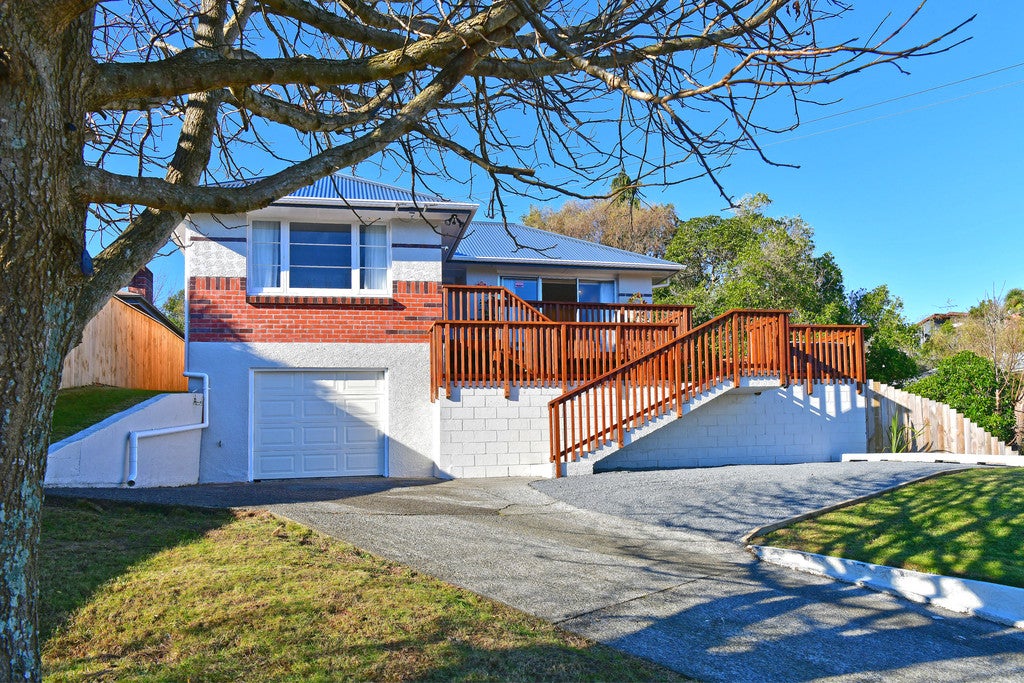 1322 Fergusson Drive, Brown Owl, Upper Hutt - Carousel 1