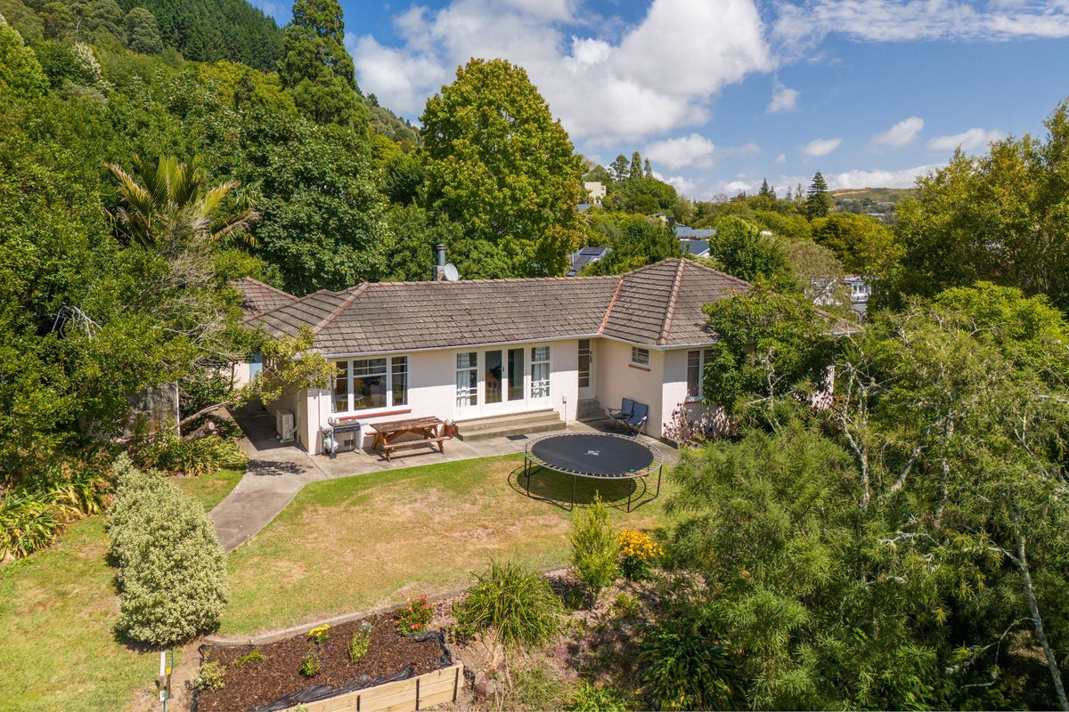 38 van Diemen Street, Nelson South, Nelson - Carousel 1