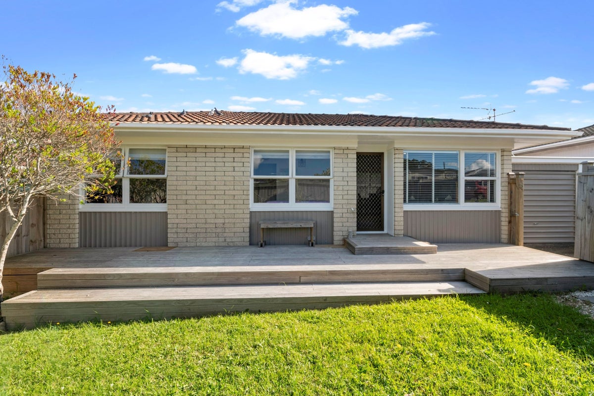 2/9 Tristram Avenue, Forrest Hill, Auckland - Carousel 2