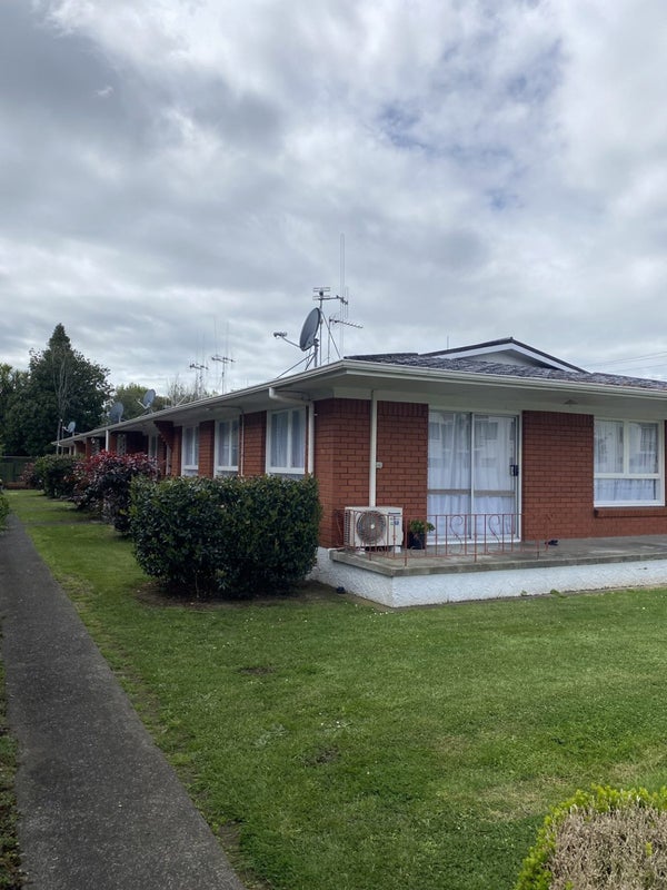 4/28 Charlemont Street, Whitiora, Hamilton - Carousel 1