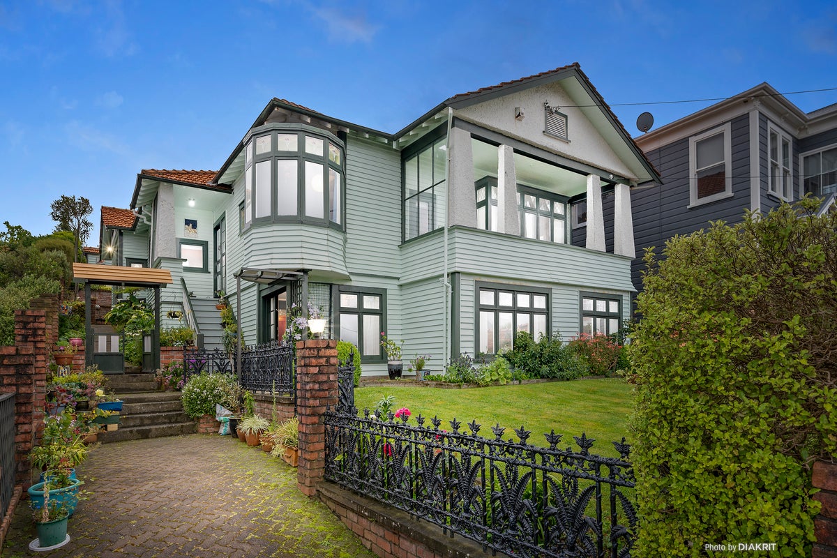 18 Matai Road, Hataitai, Wellington - Carousel 17