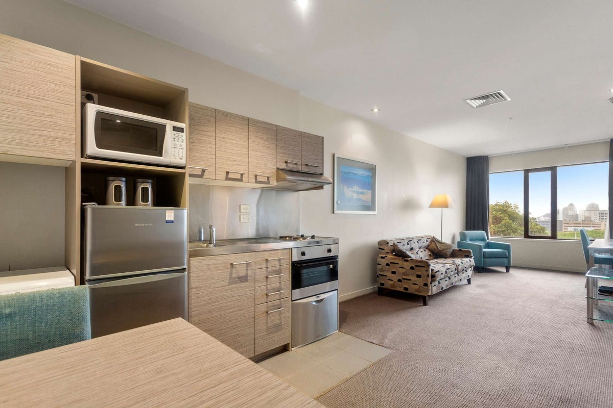 303/145 Symonds Street, Newton, Auckland - Carousel 2