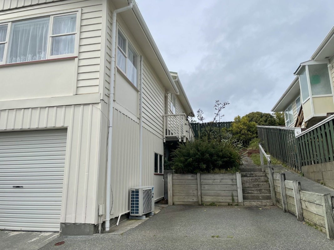14 Carluke Street, Paparangi, Wellington - Carousel 18