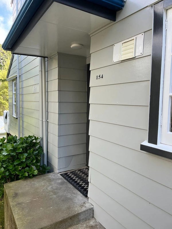 154 Hanson Street, Newtown, Wellington - Carousel 1