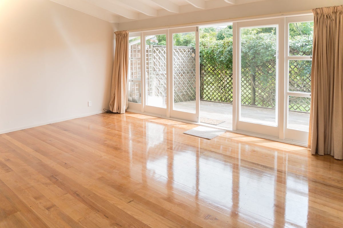 4/19 Montana Avenue, Murrays Bay, Auckland - Carousel 2