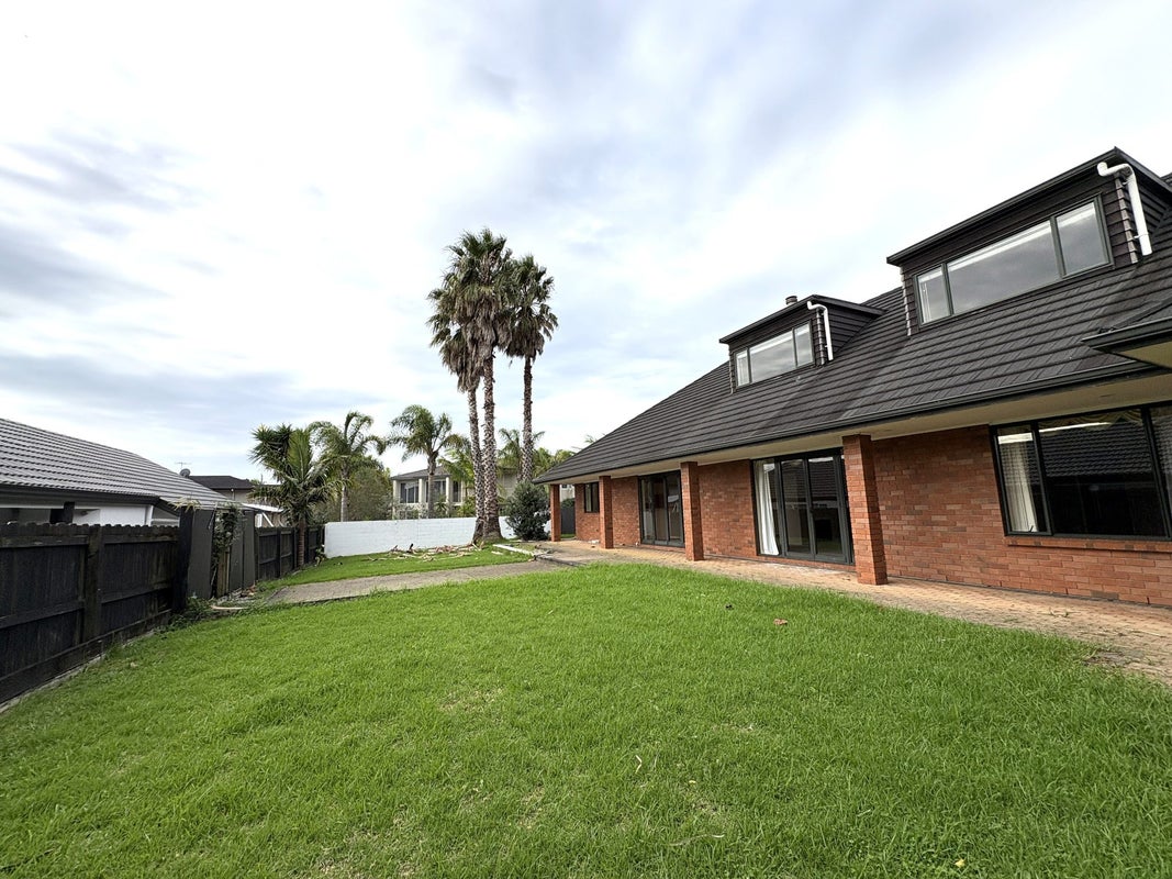 79 Manor Park, Sunnyhills, Auckland - Carousel 14