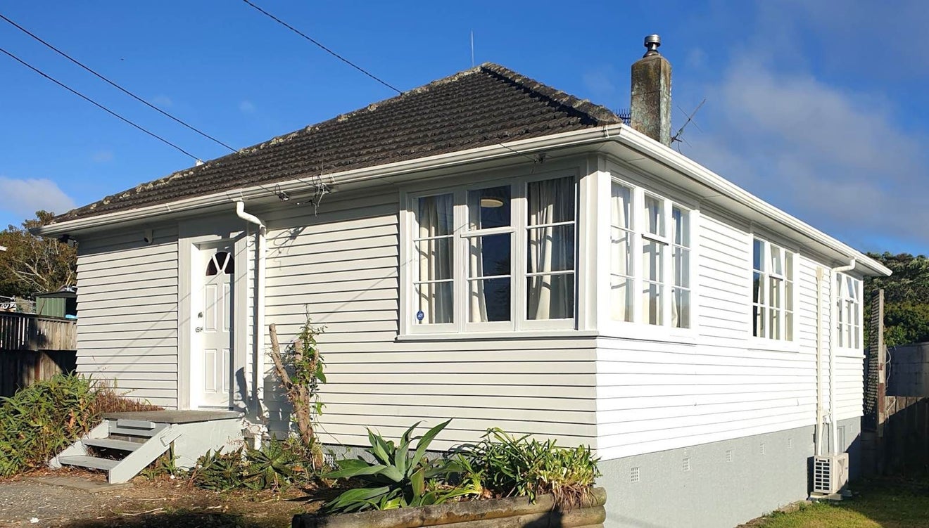 5 Upham Road, Panmure, Auckland - Carousel 1