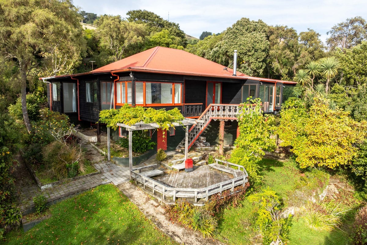 3 Howard Street, Macandrew Bay, Dunedin - Carousel 23