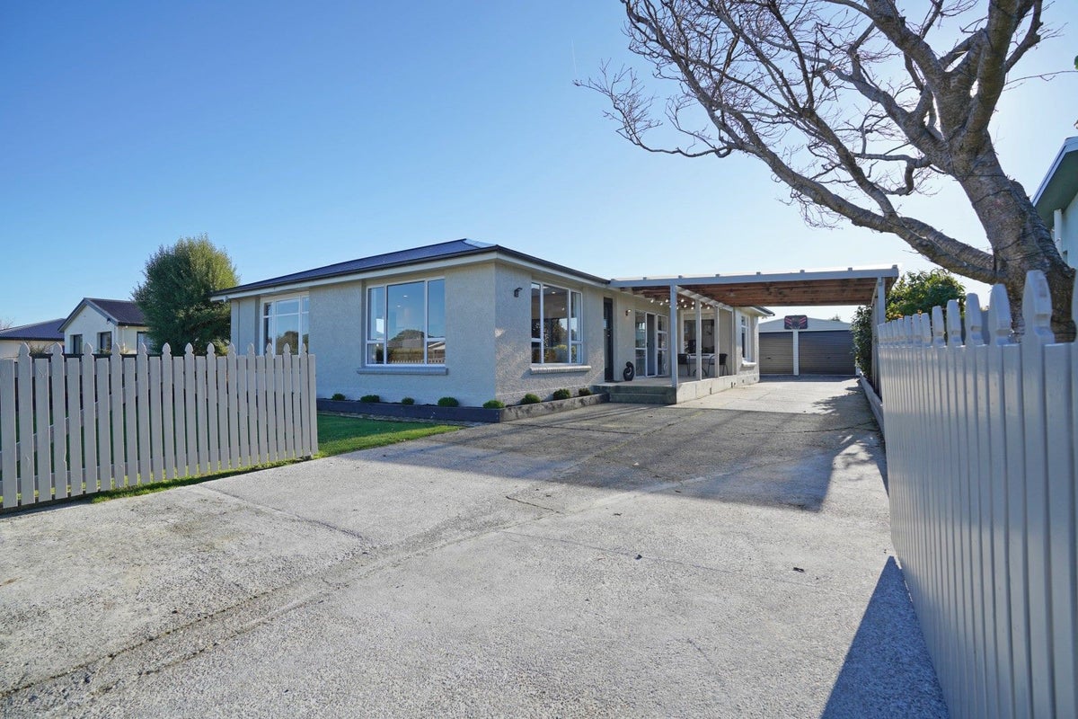 30 Thurso Street, Waverley, Invercargill - Carousel 24