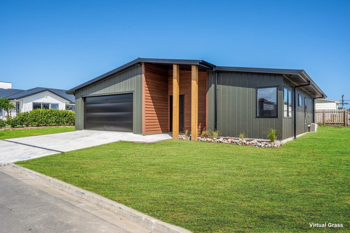 57 Seagrass Place, Otaki Beach, Otaki - Carousel 1