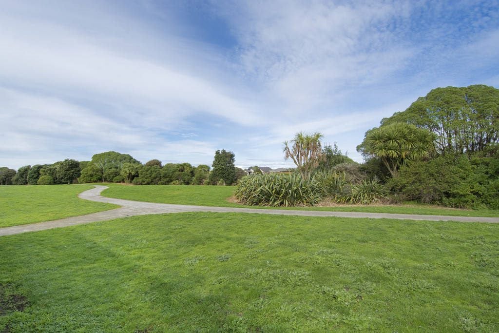 67B Corinth Grove, Papamoa Beach, Papamoa - Carousel 2