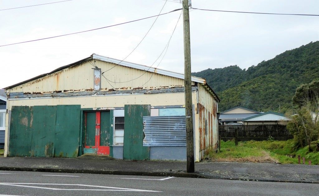 121 Bright Street, Cobden, Greymouth - Carousel 2
