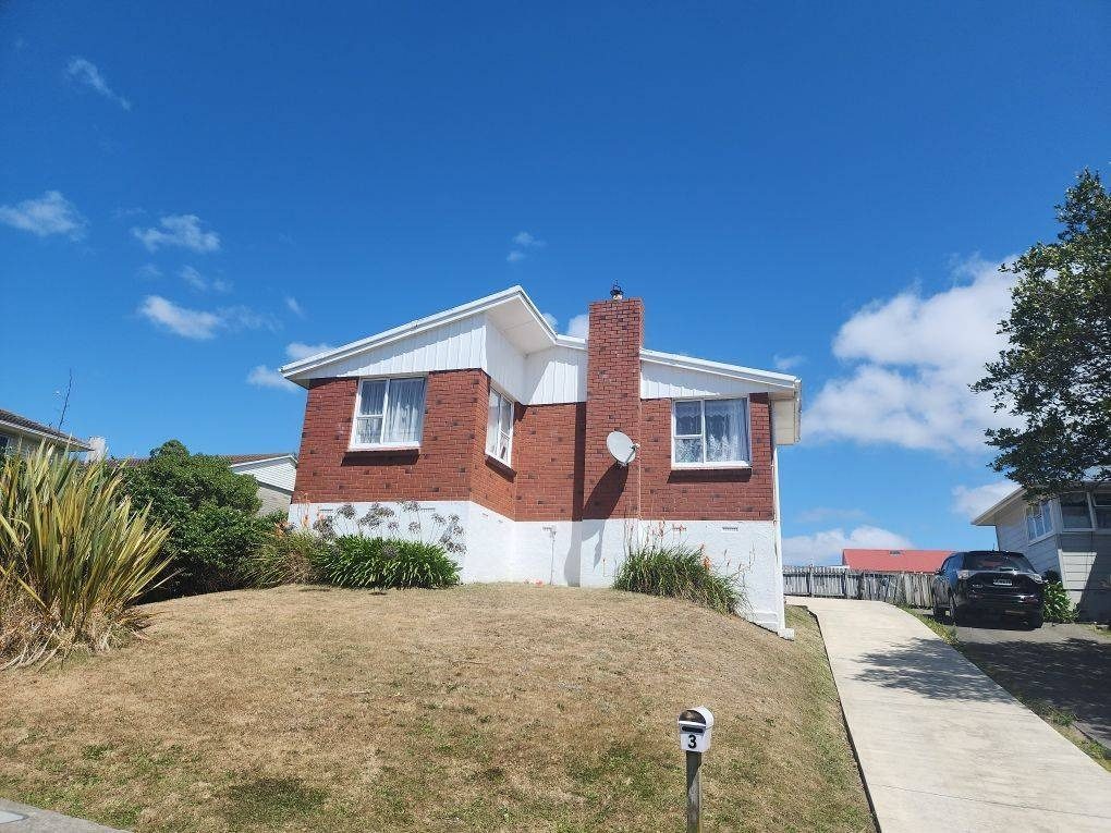 3 Bellona Place, Cannons Creek, Porirua - Carousel 1
