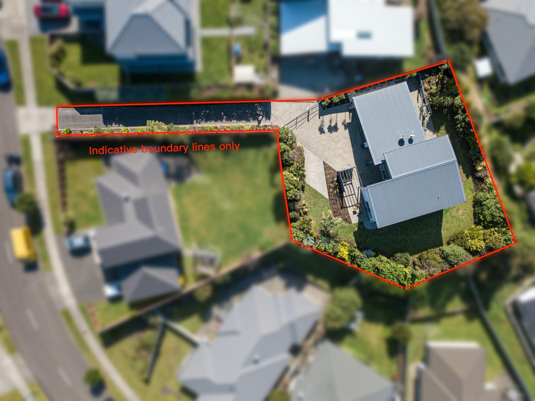 70 Te Puia Drive, Aotea, Porirua - Carousel 21