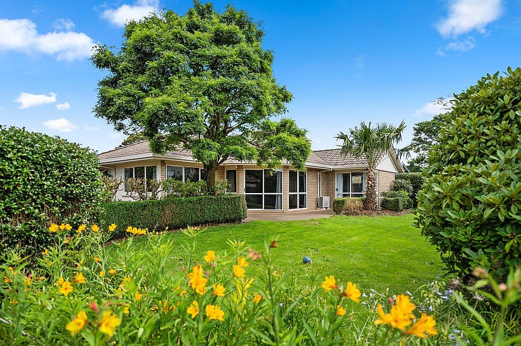 17 Lynwood Place, Owhata, Rotorua - Carousel 1