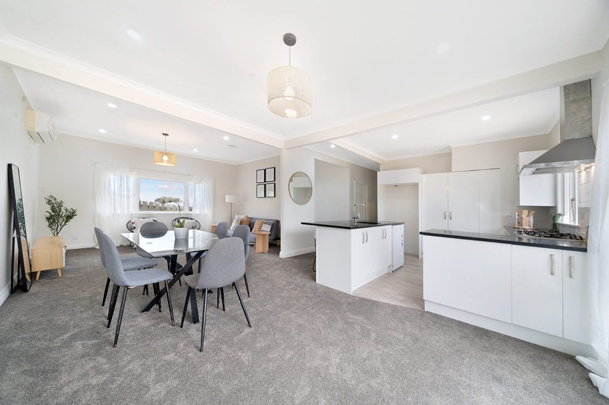 1/81A Woodglen Road, Glen Eden, Auckland - Carousel 2
