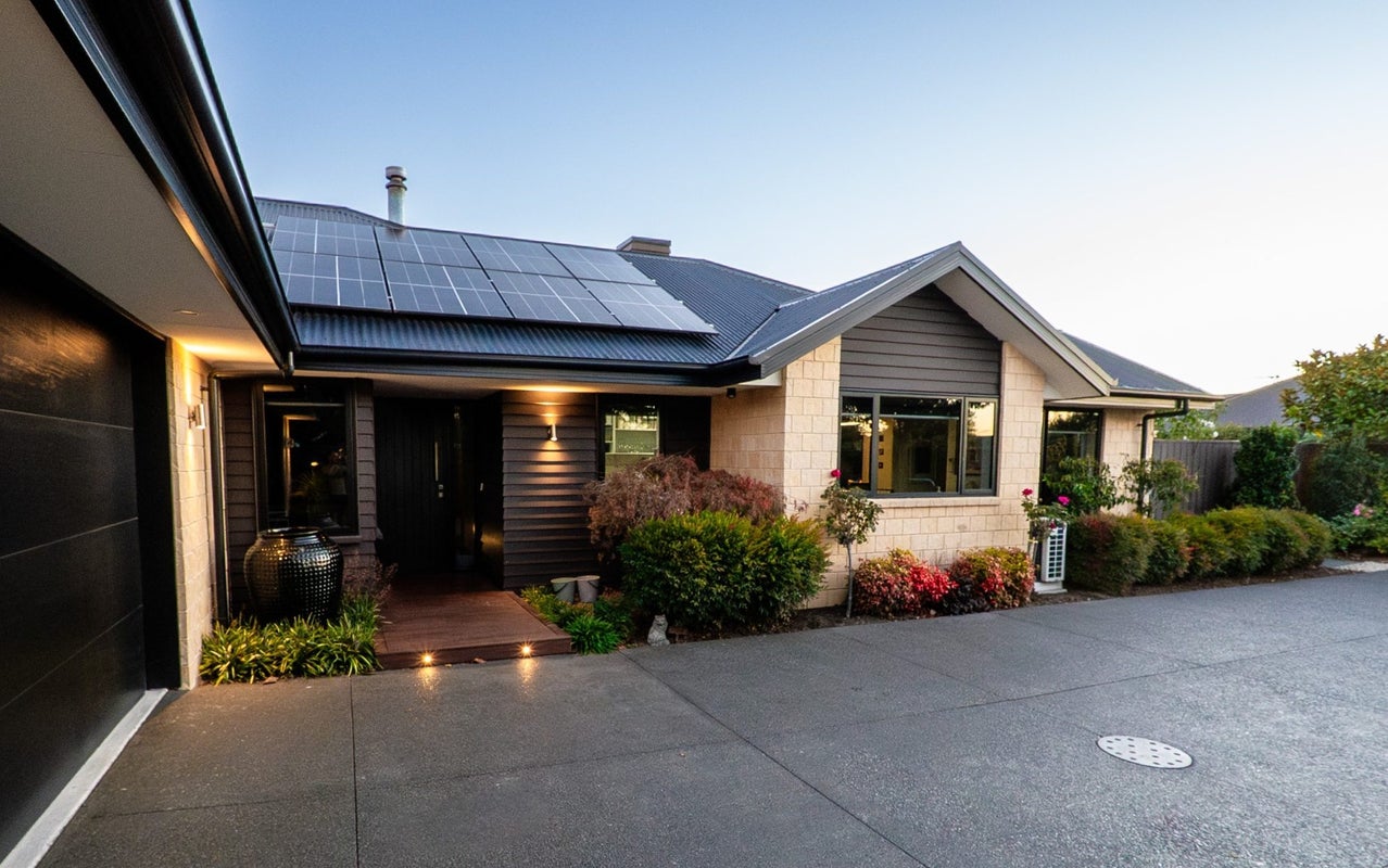 7 Lynley Drive, West Melton, West Melton - Carousel 1