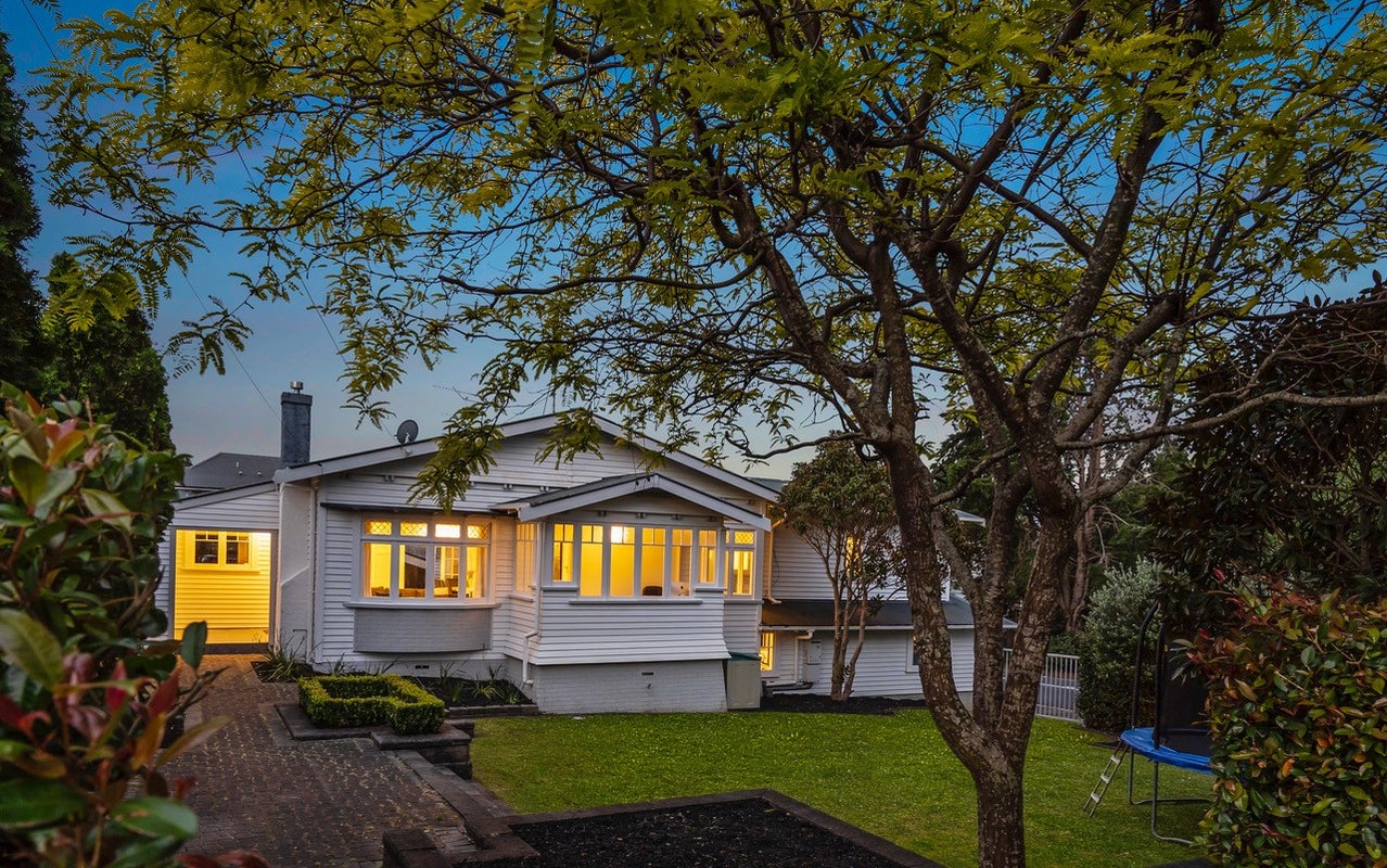50 Riddell Road, Glendowie, Auckland - Carousel 1