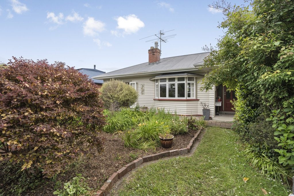 26 Melrose Street, Wallaceville, Upper Hutt - Carousel 1
