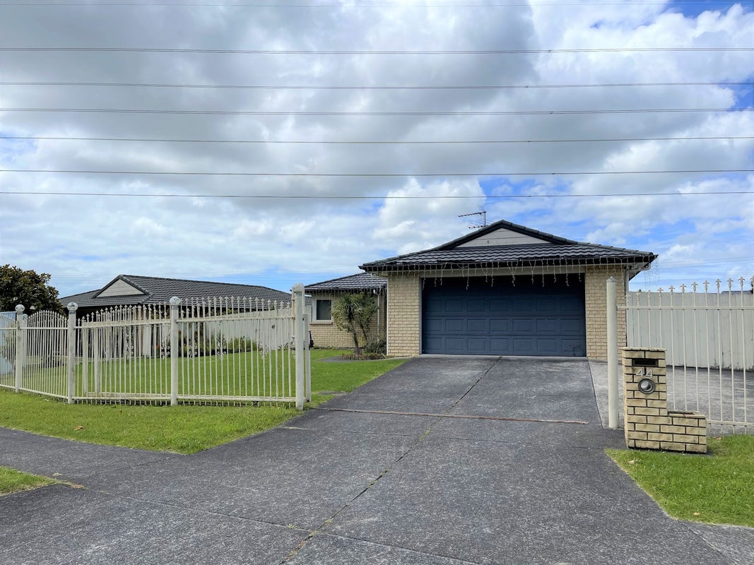 44 Medvale Avenue, Flat Bush, Auckland - Carousel 18