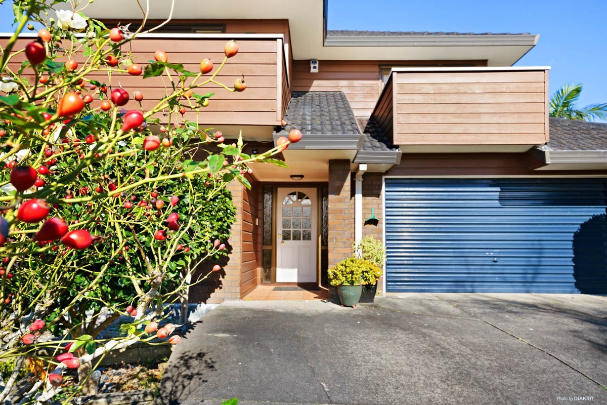 5 Merino Avenue, Somerville, Manukau - Carousel 2