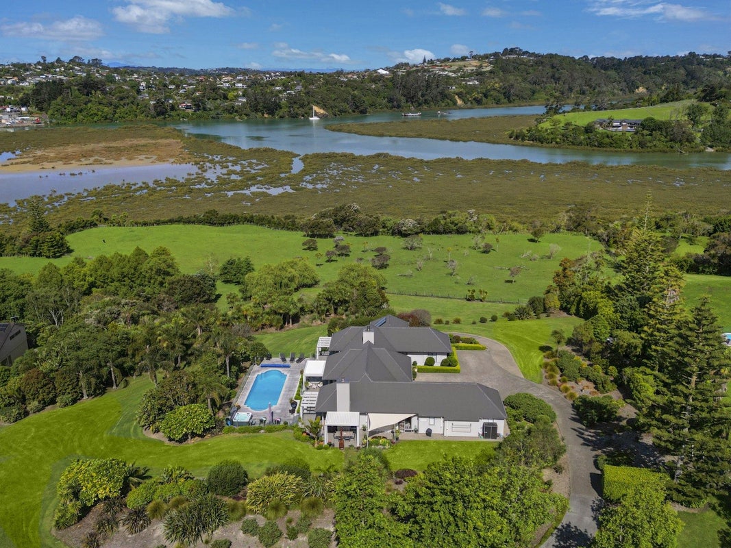 174 Lennon Access Road, Stillwater, Silverdale - Carousel 1