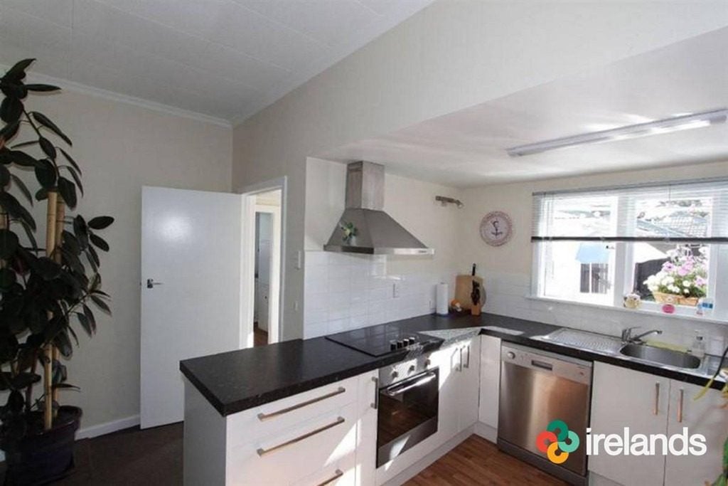 200 Estuary Road, South New Brighton, Christchurch - Carousel 1