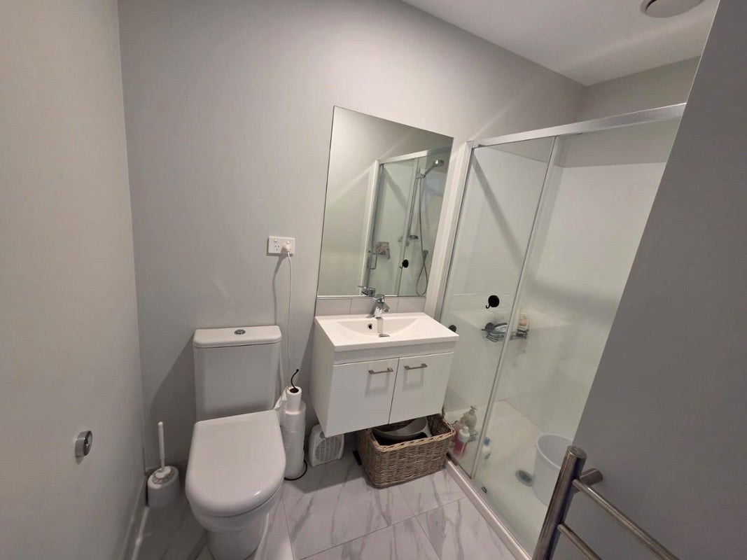 9/3 Fairdale Place, Birkdale, Auckland - Carousel 8