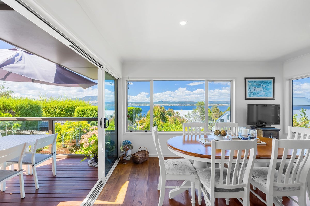 104 Wakeman Road, Acacia Bay, Taupo - Carousel 2