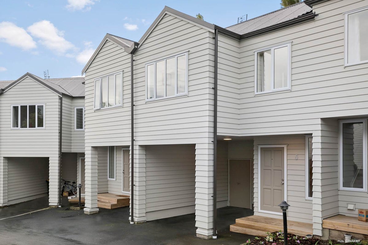 5/30 John Jennings Drive, Oteha, Auckland - Carousel 1