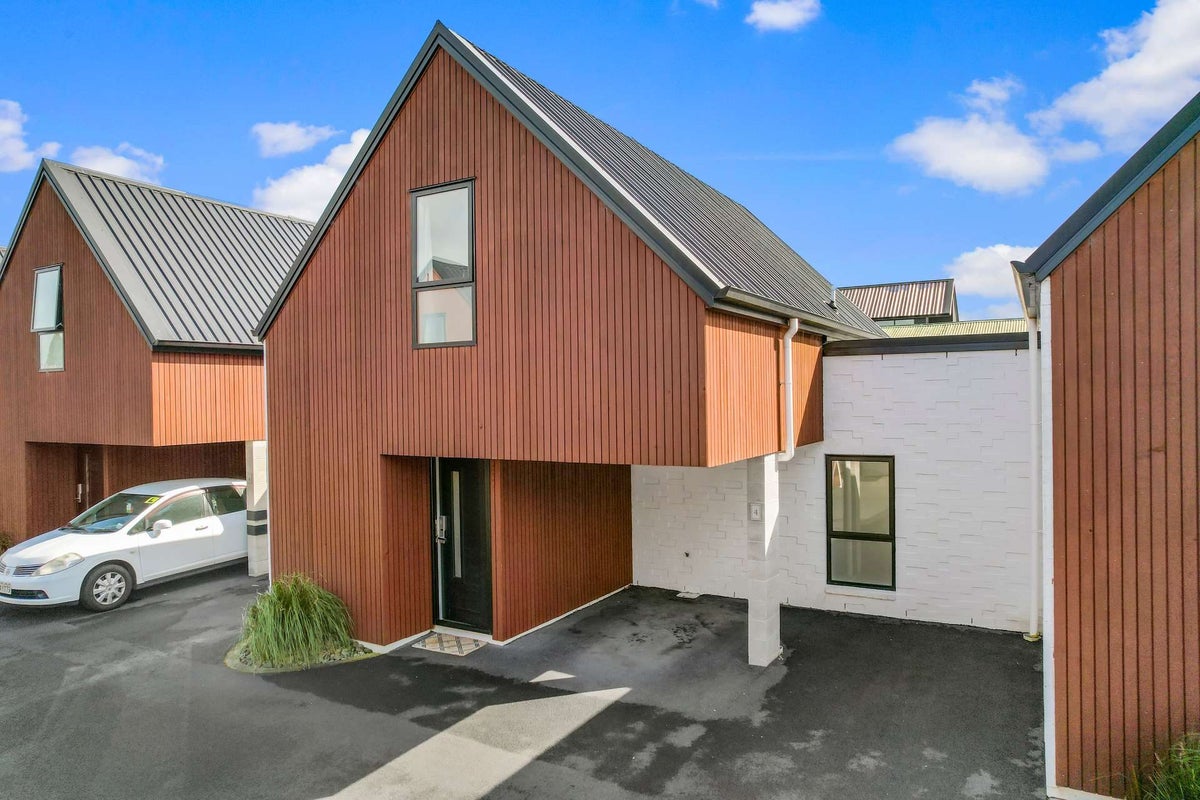 4/34 Blackburn Street, Frankton, Hamilton - Carousel 1