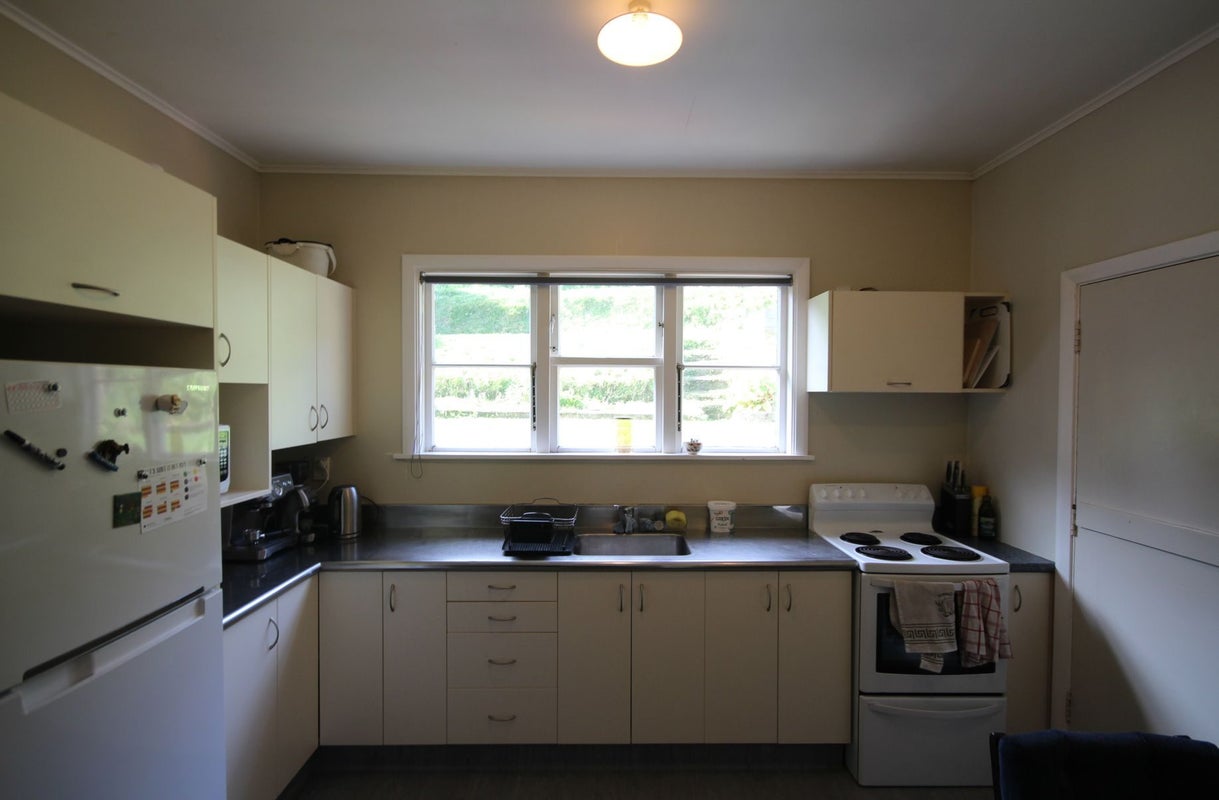 110 Rolla Street, Normanby, Dunedin - Carousel 12