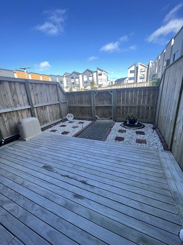 29/36 Westgate Drive, Westgate, Auckland - Carousel 1