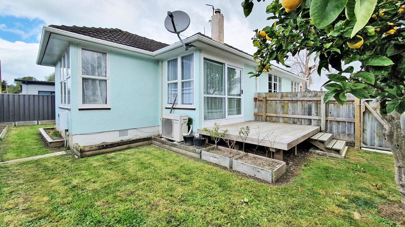 16 Savage Crescent, Marewa, Napier - Carousel 12