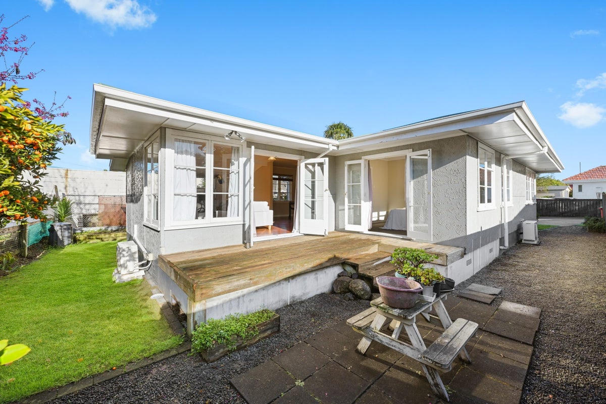 199A Peachgrove Road, Claudelands, Hamilton - Carousel 1