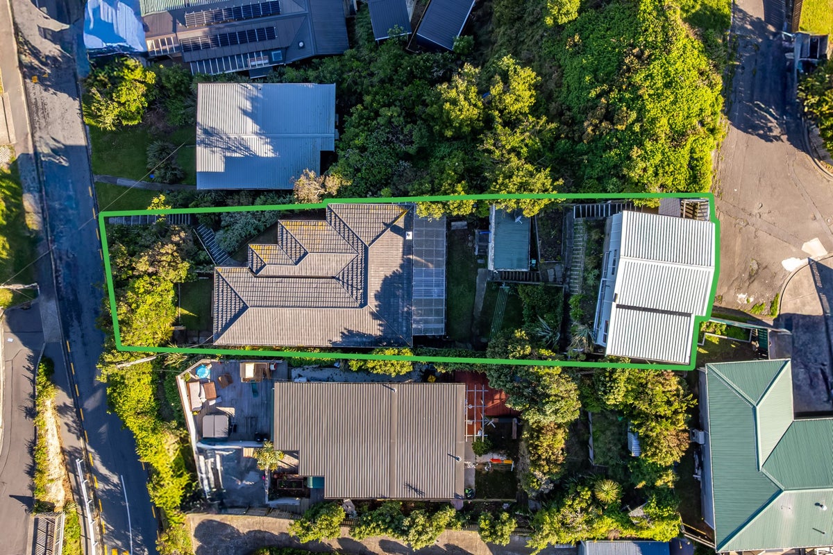 142 Severn Street, Island Bay, Wellington, Wellington - Carousel 25