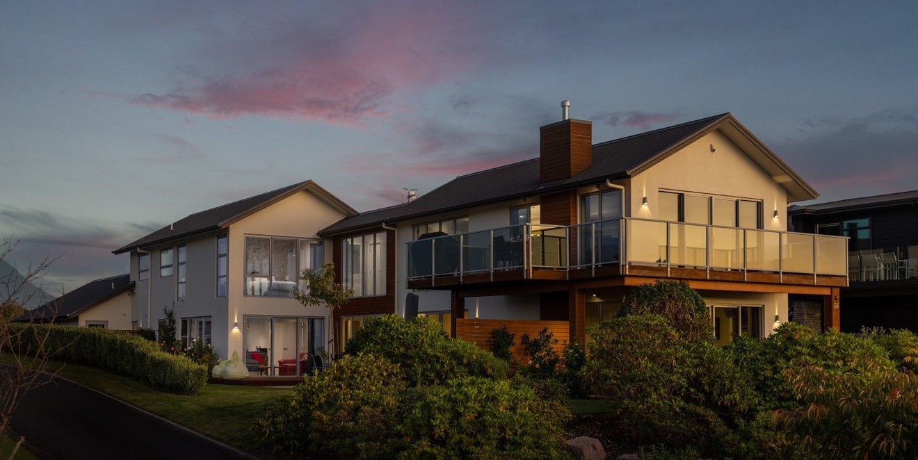 24 Pukenamu Road, Rainbow Point, Taupo - Carousel 1
