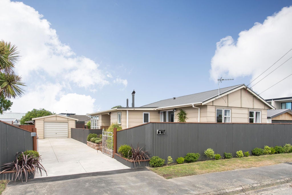5 Tonks Street, North New Brighton, Christchurch - Carousel 1