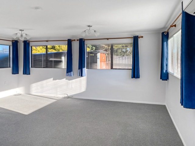 8B Te Awa Street, Foxton Beach, Foxton - Carousel 2