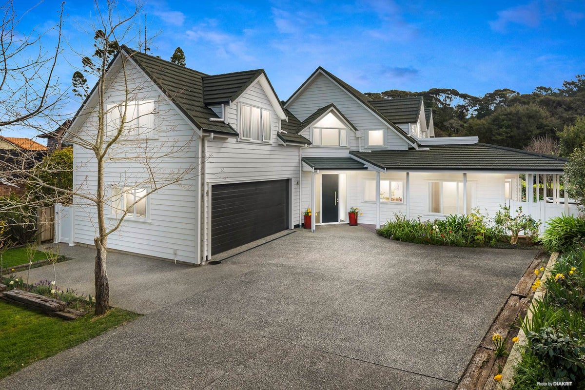 50 Landing Drive, Albany, Auckland - Carousel 1